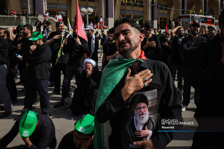 وداع حماسی مردم با پیکر مطهر رهبر شهید انقلاب