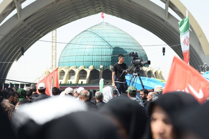 مستندسازی گسترده انجمن سینمای جوانان ایران از آیین بدرقه رهبر شهید انقلاب