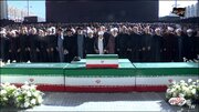 صف نخست نمازگزاران بر پیکر مطهر رهبر شهید انقلاب