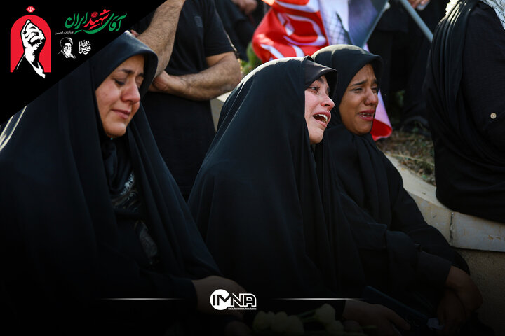 حال وهوای نخستین شب وداع با رهبر شهید ایران در مصلی