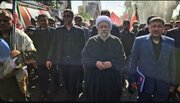 حضور آیت‌الله آملی لاریجانی در تشییع رهبر شهید انقلاب و خانواده ایشان