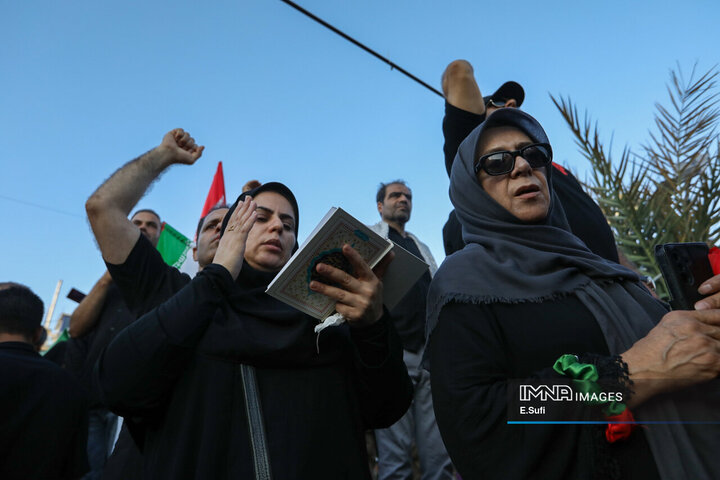 مراسم مردمی وداع با آقای شهید ایران