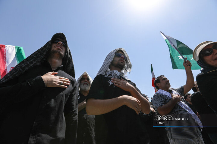 مراسم مردمی وداع با آقای شهید ایران
