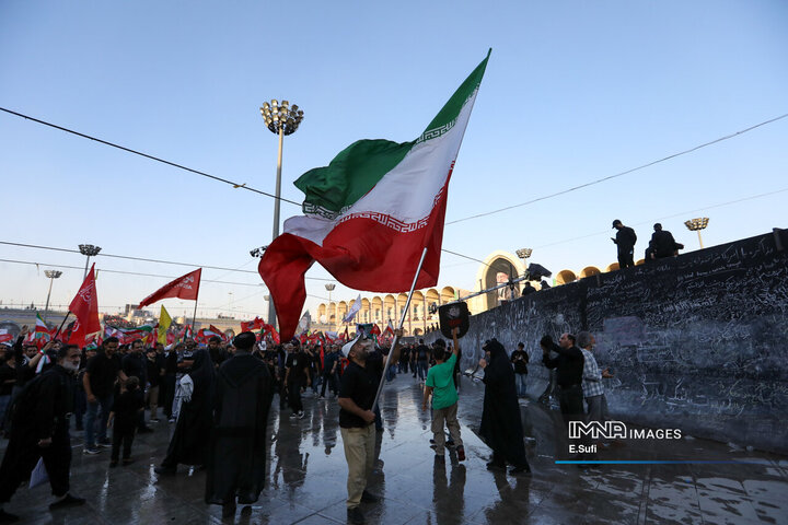 مراسم مردمی وداع با آقای شهید ایران