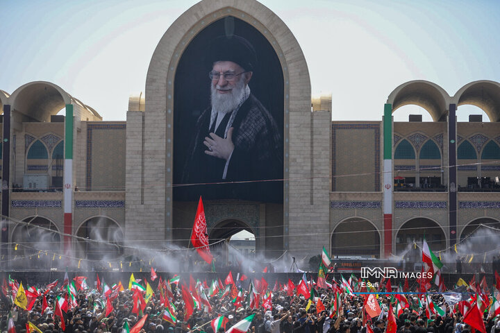 مراسم مردمی وداع با آقای شهید ایران