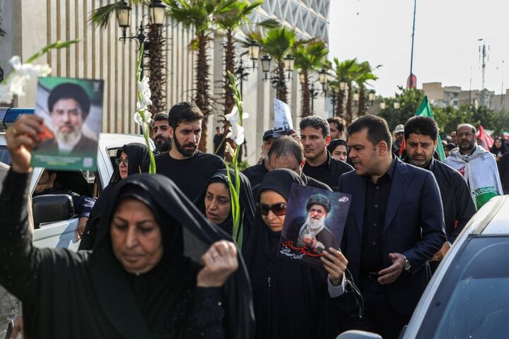 حضور معاون علمی، فناوری و اقتصاد دانش بنیان رئیس‌جمهور در مراسم تشییع پیکر مطهر رهبر شهید