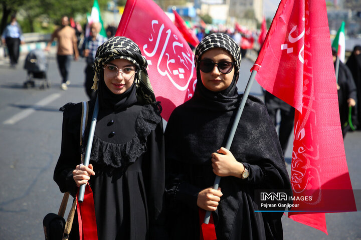 بدرقه حماسی رهبر شهید انقلاب در تهران