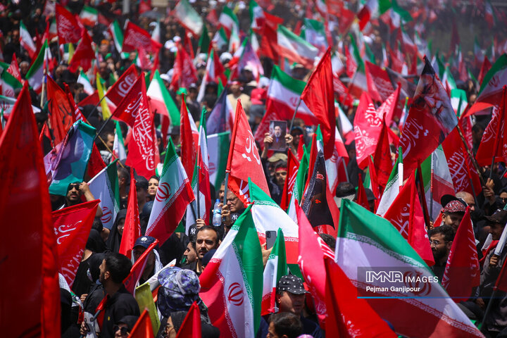 بدرقه حماسی رهبر شهید انقلاب در تهران