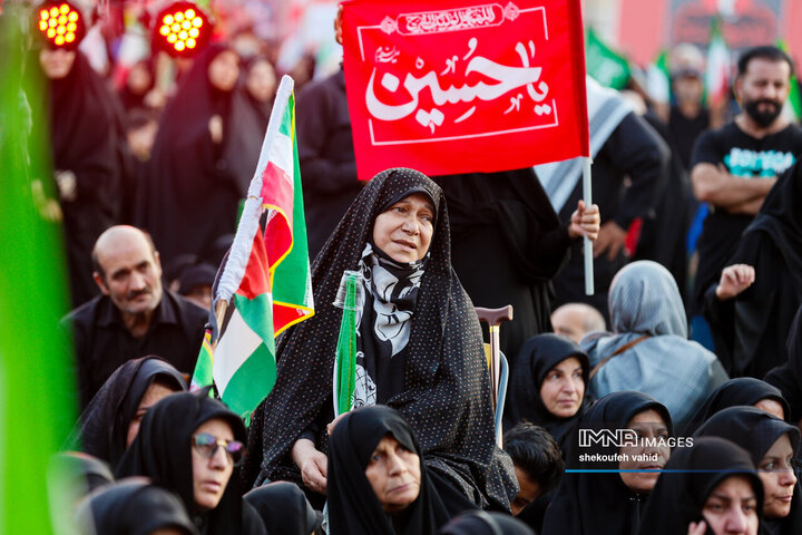 اجتماع عزاداران رهبر شهید انقلاب در اصفهان