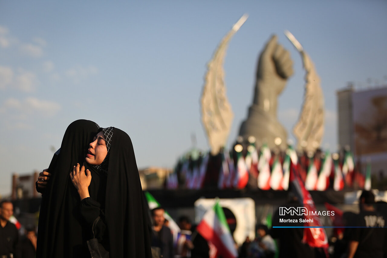 تهران در غبار فراق؛ بدرقه‌ ایرانی‌ترین ایرانی تاریخ