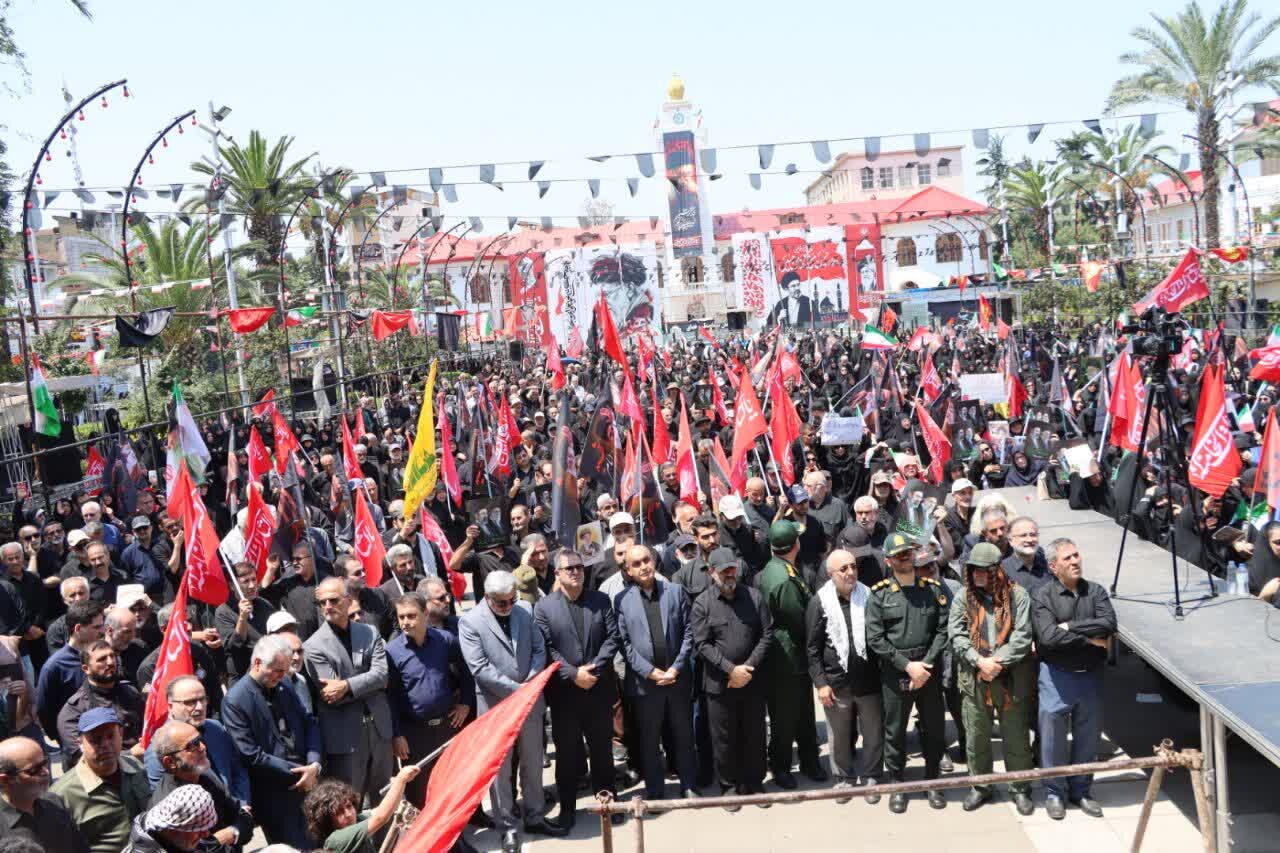 سوگواری جاماندگان از تشییع رهبر شهید در رشت