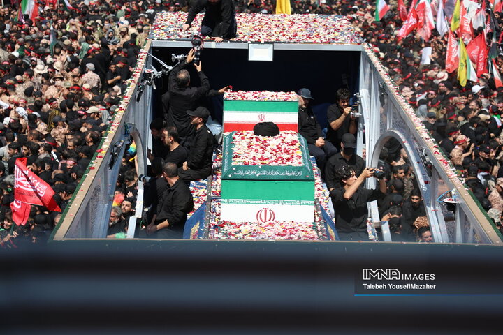 مراسم تشییع پیکر مطهر رهبر شهید انقلاب در تهران
