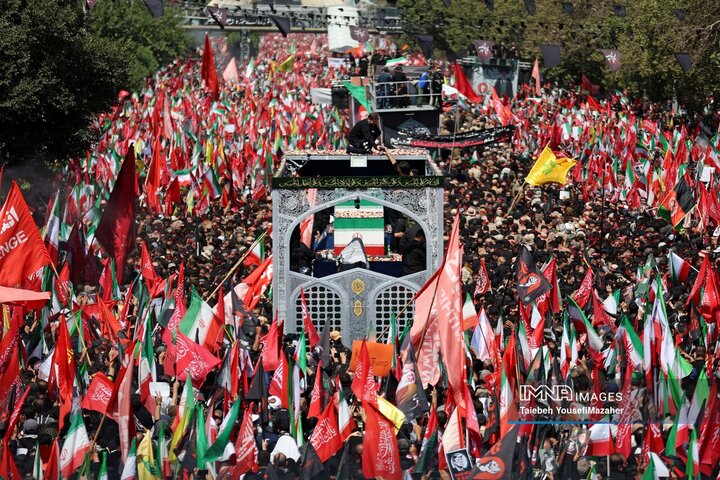مراسم تشییع پیکر مطهر رهبر شهید انقلاب در تهران