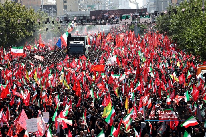 مراسم تشییع پیکر مطهر رهبر شهید انقلاب در تهران