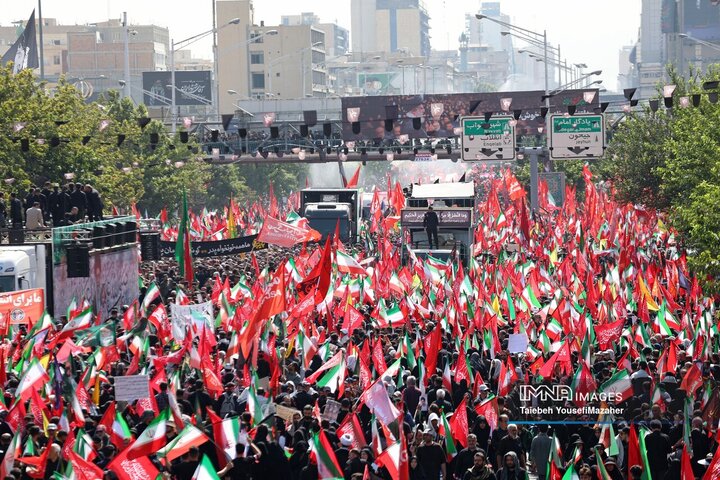 مراسم تشییع پیکر مطهر رهبر شهید انقلاب در تهران