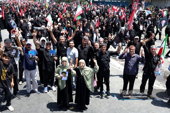 مراسم تشییع پیکر مطهر رهبر شهید انقلاب در تهران