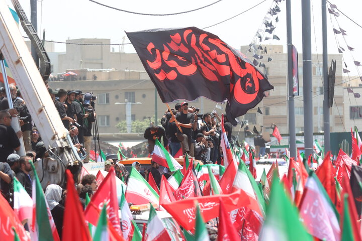 مراسم تشییع پیکر مطهر رهبر شهید انقلاب در تهران