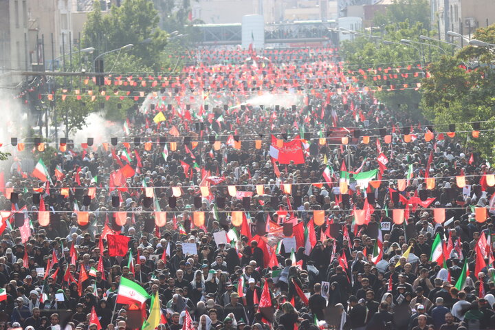 مراسم تشییع پیکر مطهر رهبر شهید انقلاب در تهران