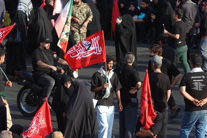 مراسم تشییع پیکر مطهر رهبر شهید انقلاب در تهران