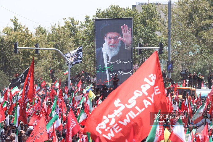مراسم تشییع پیکر مطهر رهبر شهید انقلاب در تهران