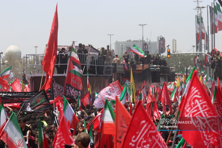مراسم تشییع پیکر مطهر رهبر شهید انقلاب در تهران