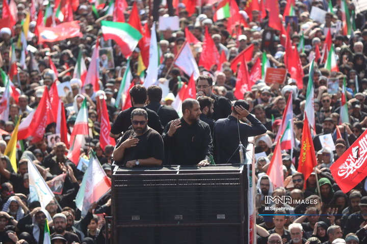مراسم تشییع پیکر مطهر رهبر شهید انقلاب در تهران