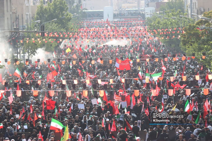 مراسم تشییع پیکر مطهر رهبر شهید انقلاب در تهران
