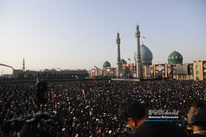 مراسم تشییع پیکر مطهر رهبر شهید انقلاب در جمکران
