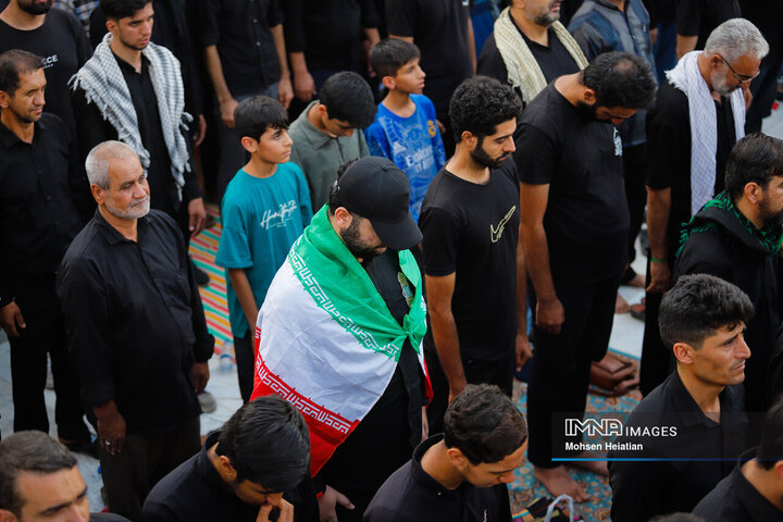 وداع با پیکر مطهر رهبر شهید انقلاب در شهر مقدس قم