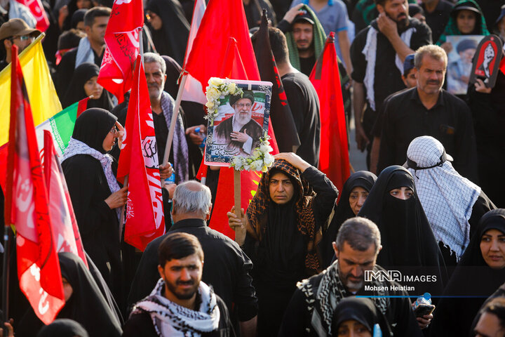 وداع با پیکر مطهر رهبر شهید انقلاب در شهر مقدس قم