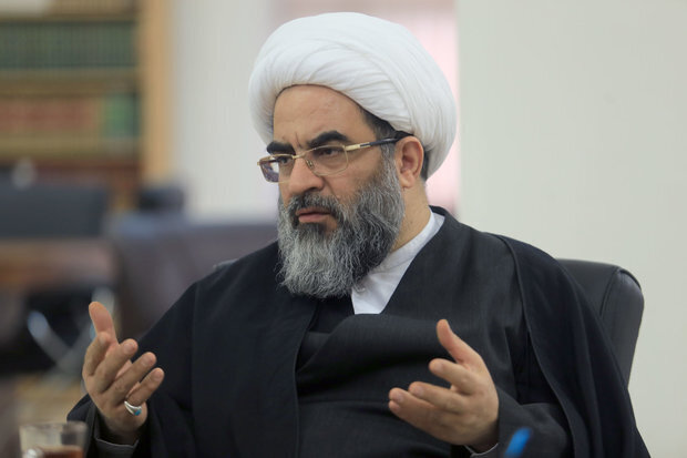خون‌خواهی رهبر شهید حق ملت ایران است