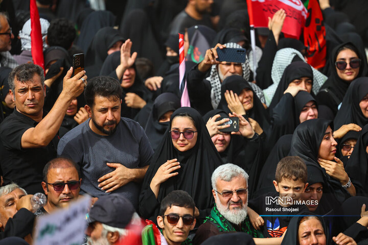 قم در سوگ آقای شهید ایران