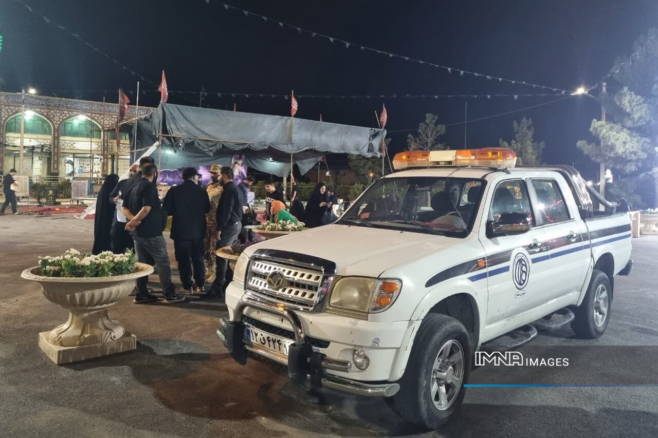 خدمت‌رسانی ۲۴ ساعته به زائران مراسم تشییع رهبر شهید در موکب مسجدالکعبه + فیلم