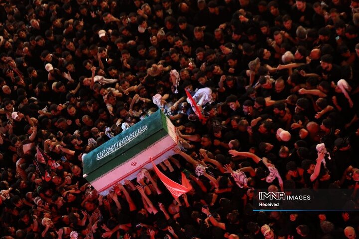 حرم امام حسین(ع) میزبان پیکر مطهر رهبر شهید انقلاب