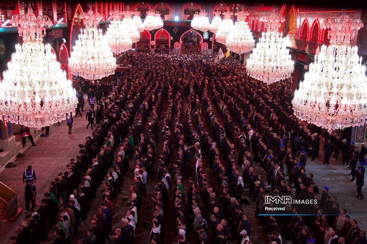 حرم امام حسین(ع) میزبان پیکر مطهر رهبر شهید انقلاب