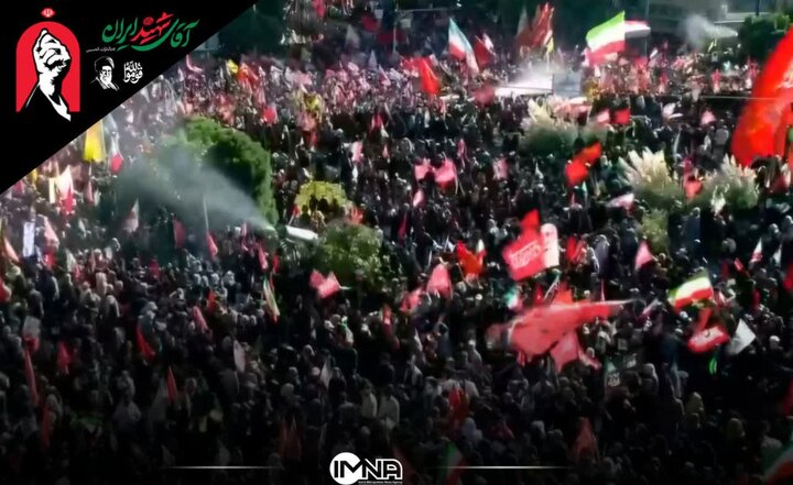 تصاویری از جمعیت بی‌پایان مردم عزادار مشهد در بدرقه رهبر شهید انقلاب