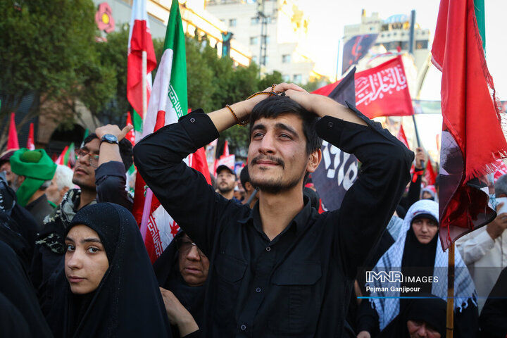 بدرقه حماسی رهبر شهید انقلاب در مشهد