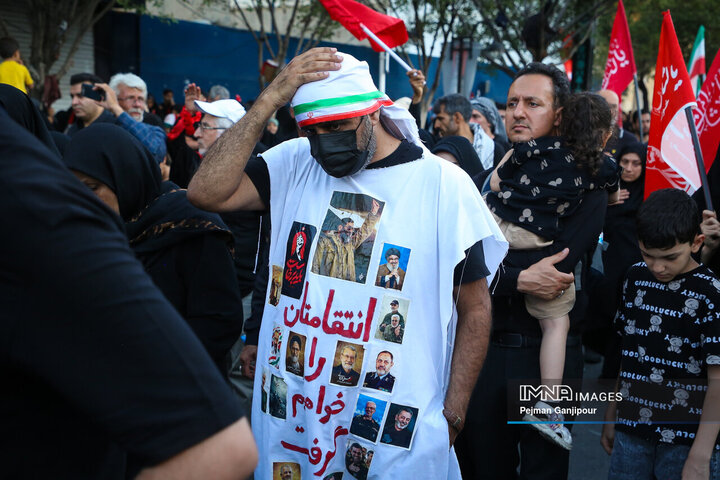 بدرقه حماسی رهبر شهید انقلاب در مشهد