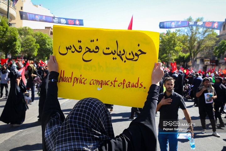 بدرقه حماسی رهبر شهید انقلاب در مشهد