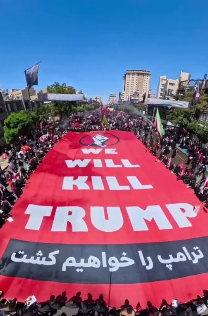 خادم حضرت خورشید به آغوش حرم باز میآید