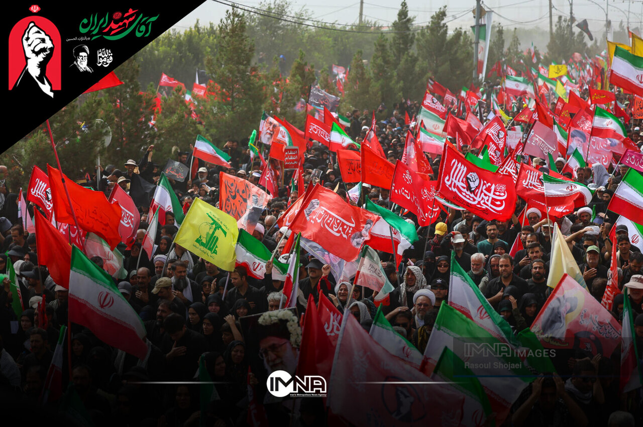 نمای ۳۶۰ درجه از لحظه عبور پیکرهای مطهر از خیابان امام رضا(ع)