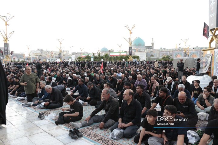 بدرقه حماسی رهبر شهید انقلاب در مشهد