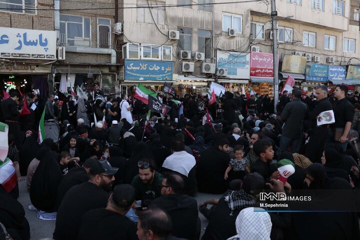 بدرقه حماسی رهبر شهید انقلاب در مشهد