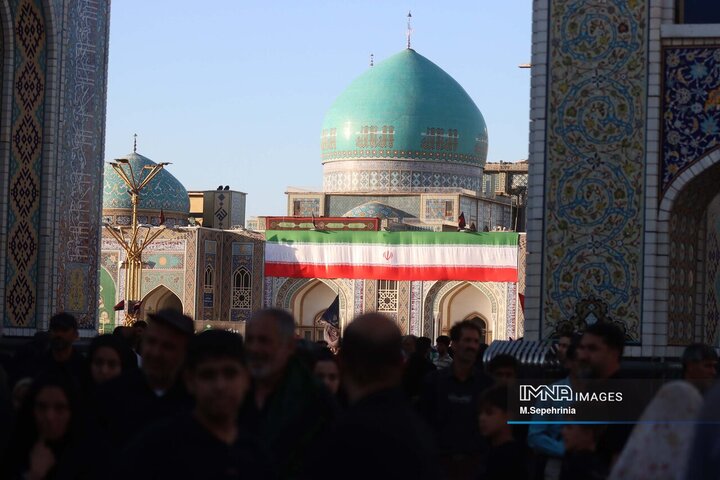 بدرقه حماسی رهبر شهید انقلاب در مشهد