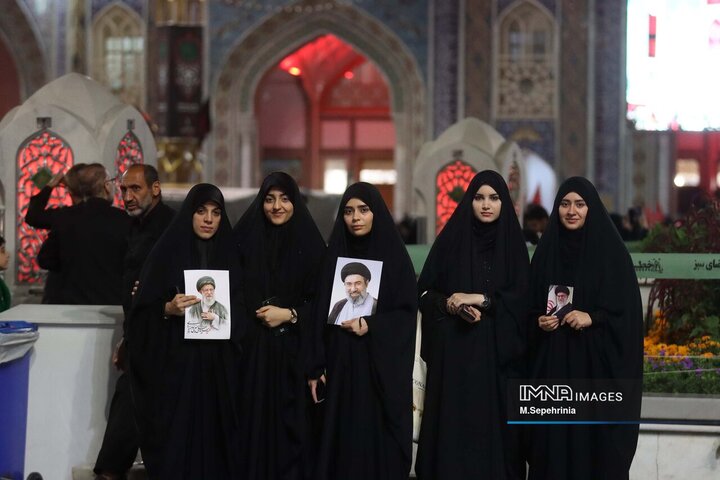 بدرقه حماسی رهبر شهید انقلاب در مشهد