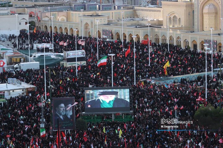 بدرقه حماسی رهبر شهید انقلاب در مشهد