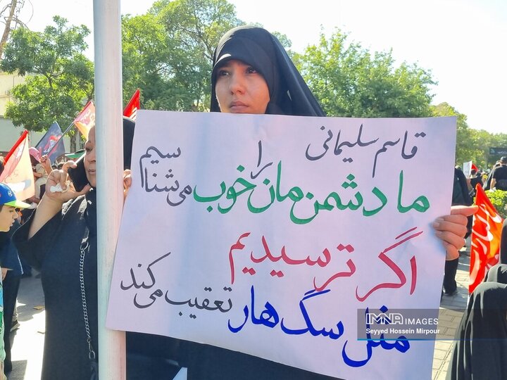 بدرقه حماسی رهبر شهید انقلاب در مشهد