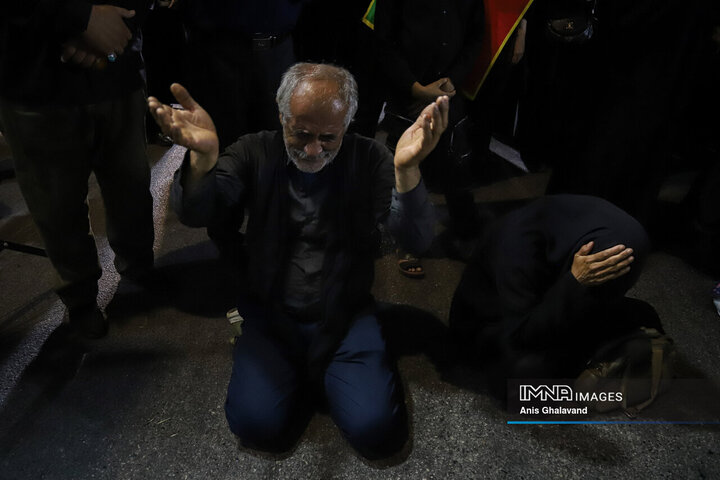 تجمع بزرگداشت بدرقه پیکر مطهر امام شهید در اهواز