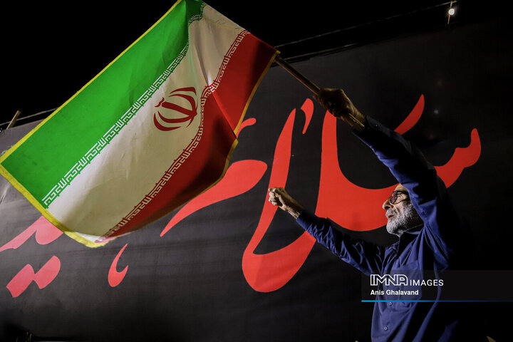 تجمع بزرگداشت بدرقه پیکر مطهر امام شهید در اهواز