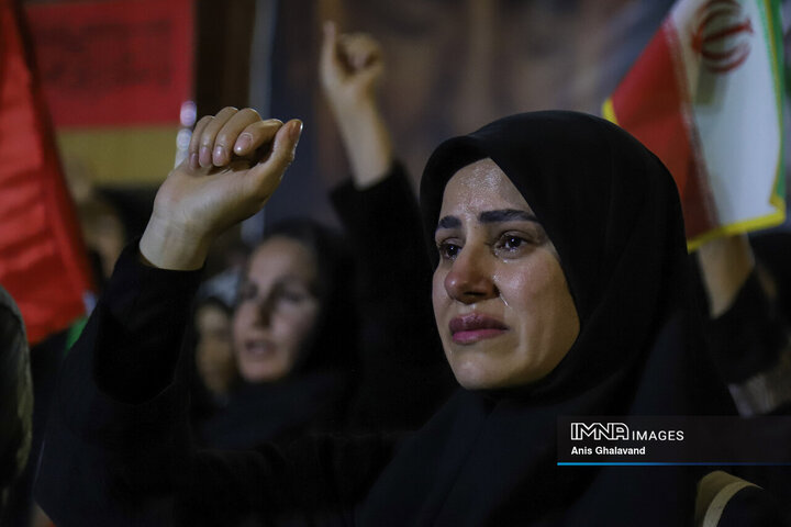 تجمع بزرگداشت بدرقه پیکر مطهر امام شهید در اهواز